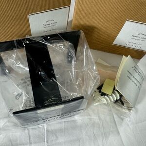 NIB Pottery Barn Frame Riser~Art Hanger ~Black Finish X2